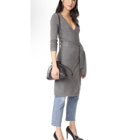 DVF Diane Von Furstenberg Linda Wrap Sweater Dress Wool Cashmere Coral Sz Petite - Picture 13 of 14